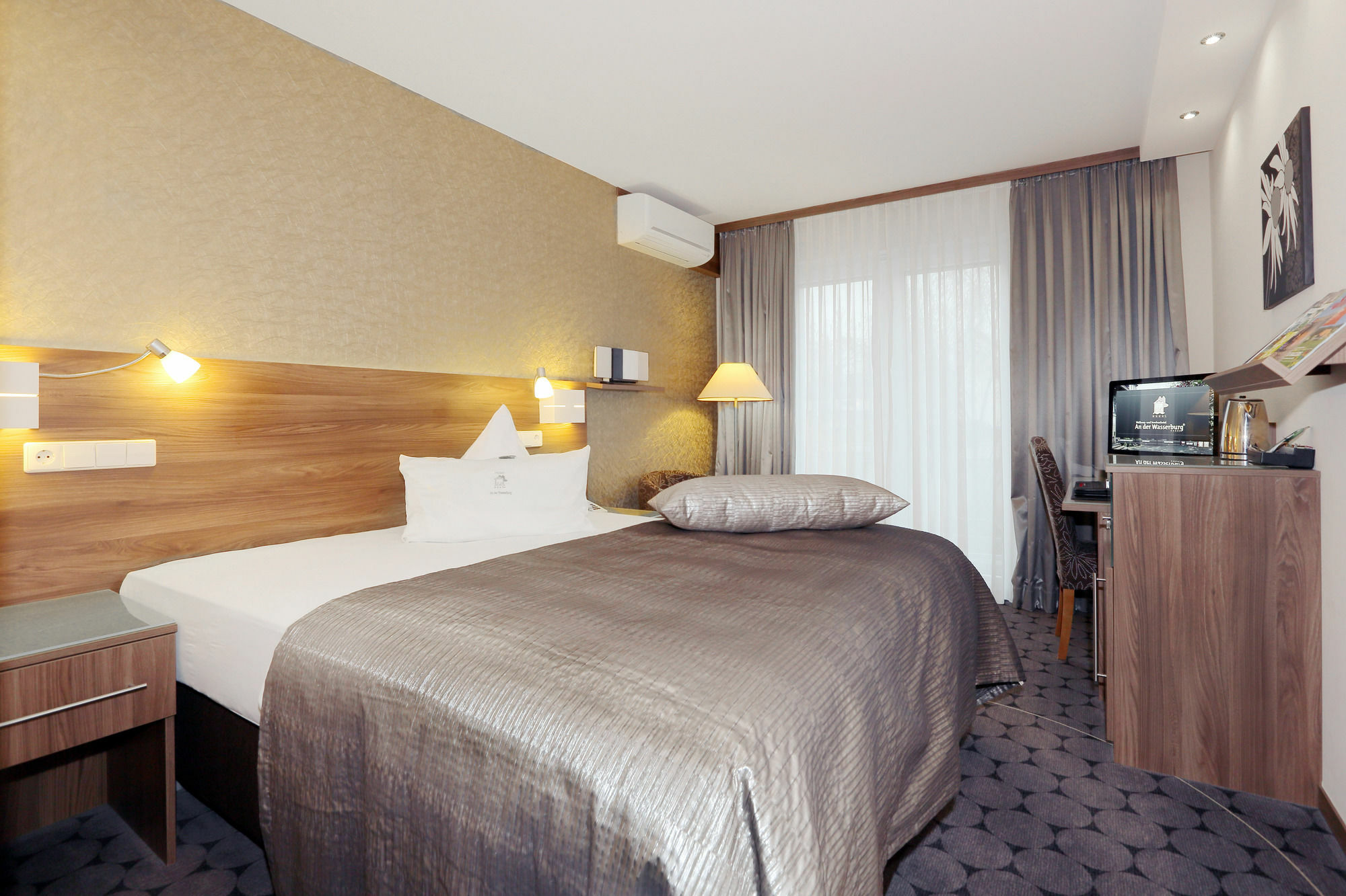 Hotel An Der Wasserburg Wolfsburg Buitenkant foto